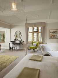 🌟 Cotswolds Charm: Top Stay at Foxhill Manor 🏰✨