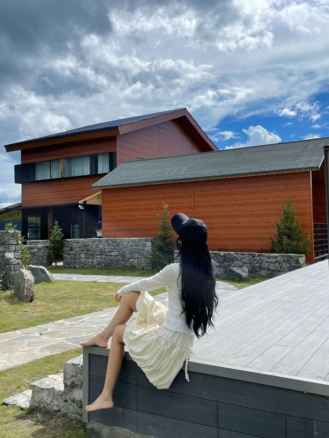 住進風景裡捨不得退房的森林木屋