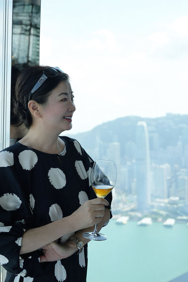 香港Z高酒店/香港麗思卡爾頓酒店。 香港Z高酒店/香港麗思卡爾頓酒店。