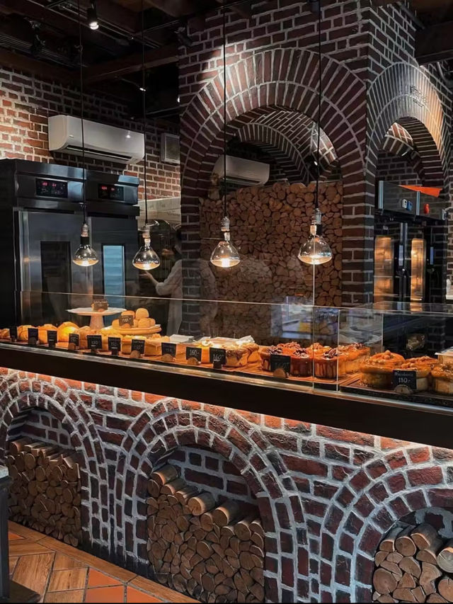 Bangkok European style Coffee Shop Brioche from Heaven 🇹🇭