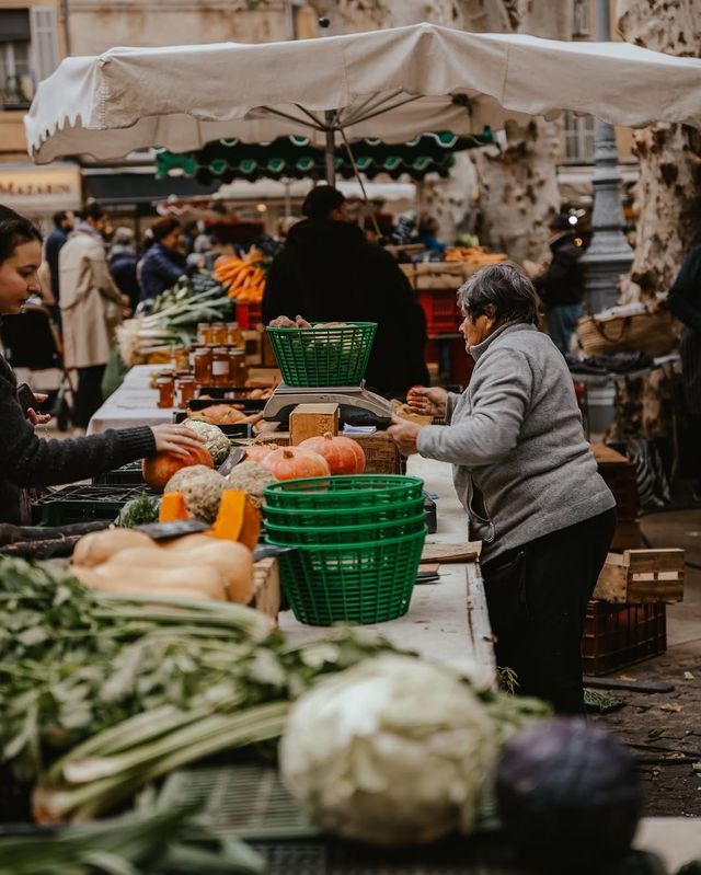Aix-en-Provence。