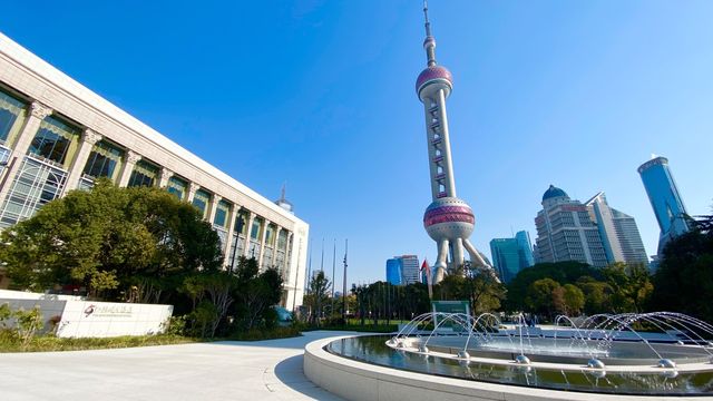 浦東商業區的休閒度假勝地，坐擁醉人江景！
