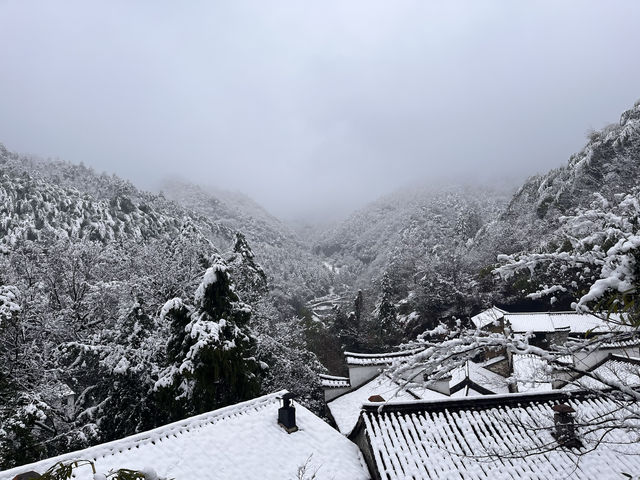 在金華邂逅了超美的雪景