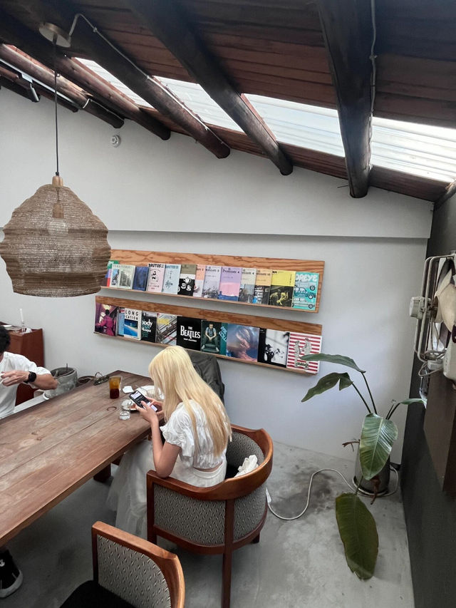 台北探店 | 藏在閣樓的小尾咖啡，太好逛啦！