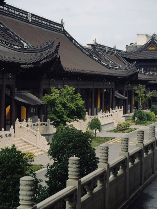 「古運河畔第一塔」 - 丹陽萬善塔