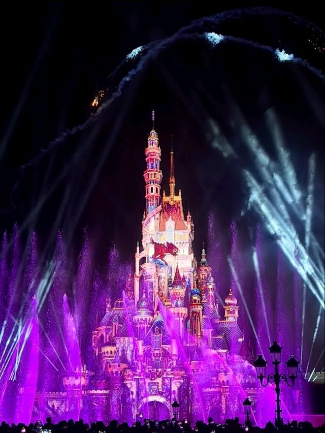 🎠谁说港迪不如上迪❓冰雪奇緣冰藍系城堡美哭我🥺✨