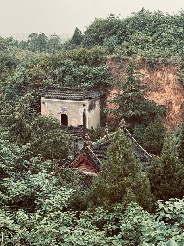 洛陽最魔幻景點！！河南眾神殿——金龍寺！！！！