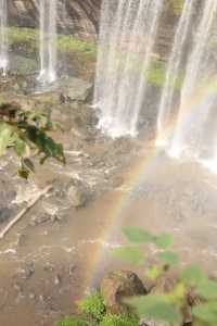 廣安隱藏免費瀑布!運氣爆棚偶遇彩虹也太絕