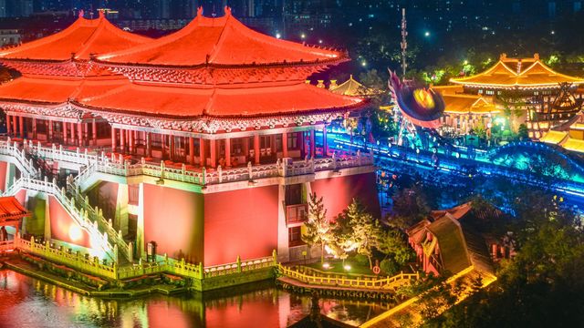 穿越千年的東京夢華錄清明上河園夜景美到炸裂！