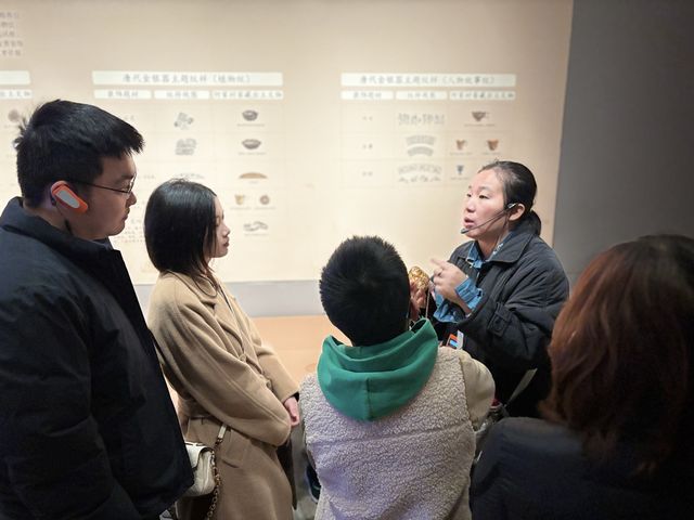 操作團隊專業,流程管理清晰;導遊講解專業,職業素養一流。 本次博物館參觀的導遊老師(阿秦)知識儲 操作團隊專業,流程管理清晰;導遊講解專業,職業素養一流。 本次博物館參觀的導遊老師(阿秦)知識儲