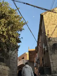 白天濟州島,晚上聖托里尼的神仙小鎮