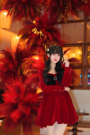 Новогодний пир в золотой гамме | Наполнение праздничного духа ритуальным ощущением