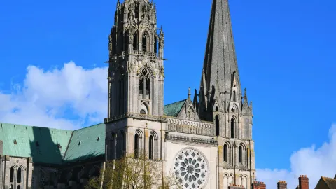 The world's first truly mature Gothic cathedral is not in Paris — traveler post in Chartres