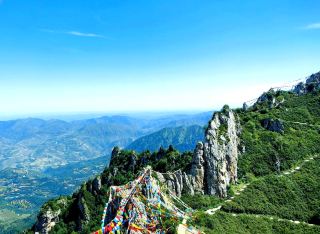 How to choose from 3 route levels at Lianhuashan