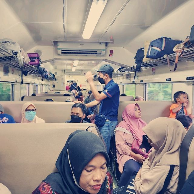 Purwakarta Train station 🚂🚂💨💨