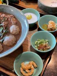 連續10年獲選為泰國曼谷最佳食府