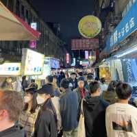 Raohe Night Market ตลาดคืนชื่อดังของกินอร่อยในไทเป