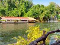 กริต ราฟท์ เฮาส์ แพเมืองกาญจนบุรี