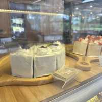ยุ้งฉางคาเฟ่ ฟีลบาหลีที่ชุมชนขนมแปลกหนองบัว