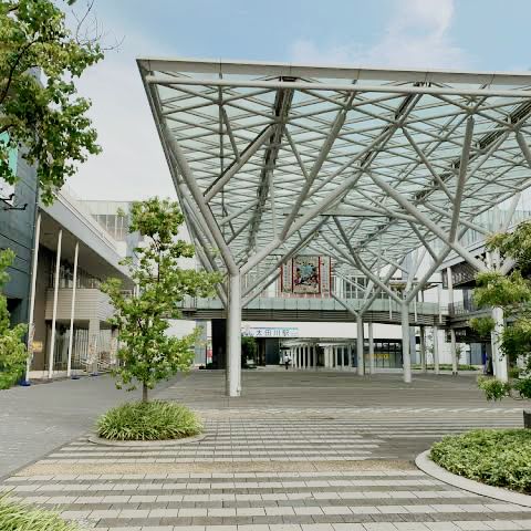 3層構造の巨大な高架駅　太田川駅！
