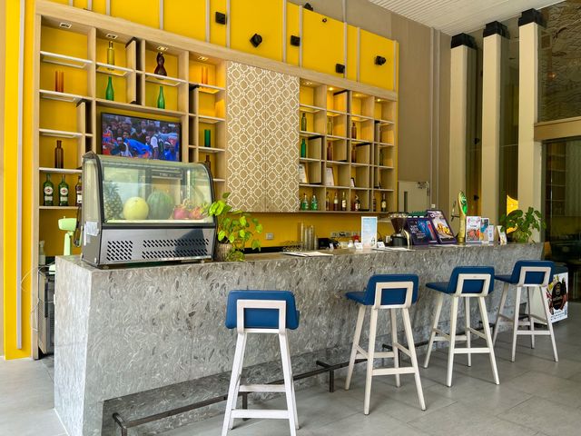 ห้องอาหาร M lounge (พัทยา)
