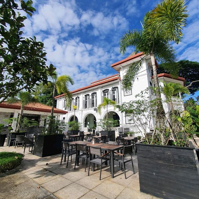 A Get-together at The Alkaff Mansion