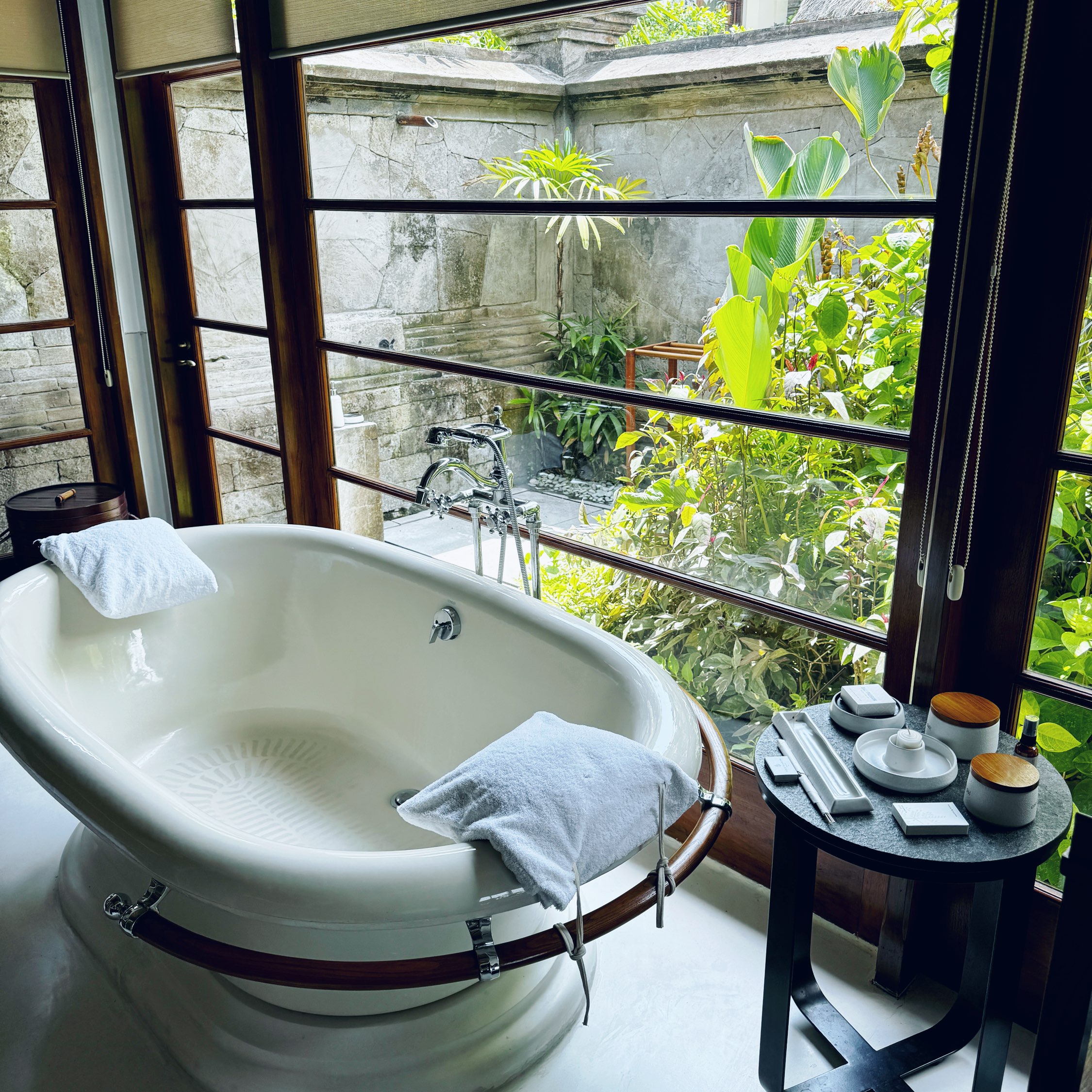 Four Seasons Resort Bali at Sayan: Where Tranquility Meets Luxury