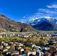Bellinzona's Grand Castle: Timeless Majesty