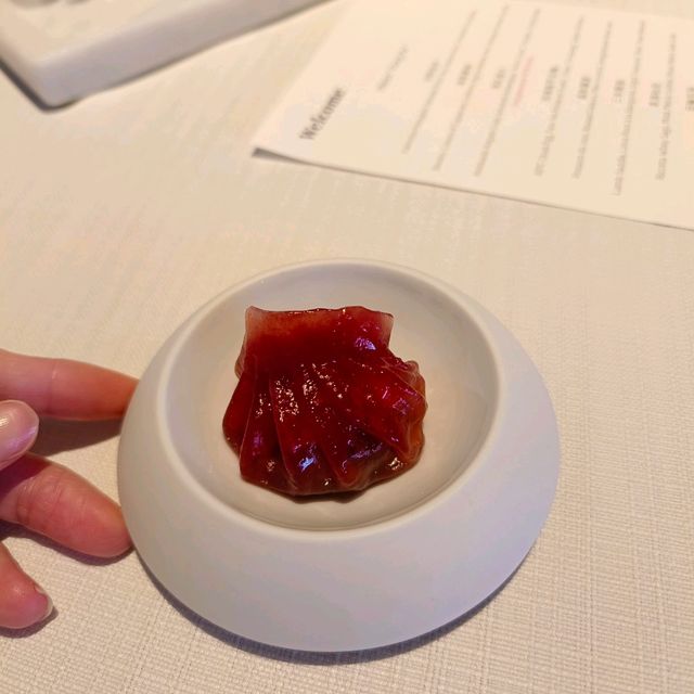 Taïrroir態芮，燈光美氣氛佳的米其林二星餐廳