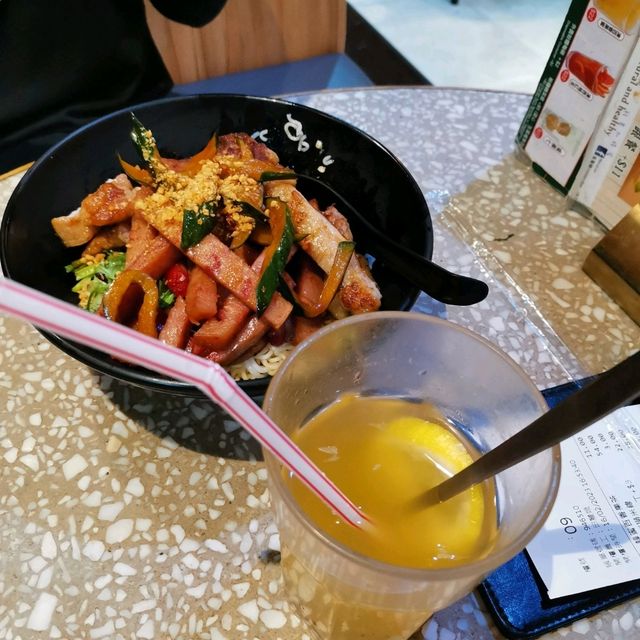 特色茶餐廳