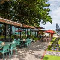 คาเฟ่พัทยา ริมหาดสุดชิค Good Old Sea Beach Cafe