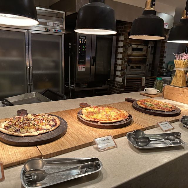 台北萬華吃到飽！凱達大飯店 百宴自助餐廳！寬敞空間、不限時用餐！