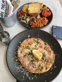 The Founders cafe