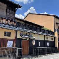【京都府】絶品ぷるぷるの名物わらび餅を堪能！
