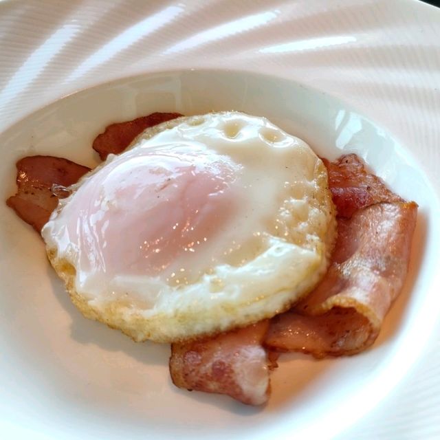 【大阪 弁天町】51階からThe best breakfastをいただく幸せ✨