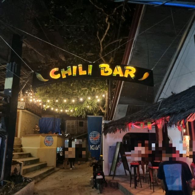 모알보알 칠리바(Chili Bar) 술집 가볍게 한잔.