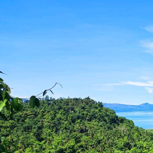 OVERLOOKING KITCHARAO VIEWING DECK