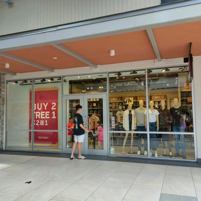 Genting premium outlet adidas hot sale