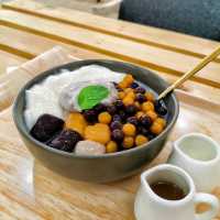 Beans.Factory, nice dessert house in Muar.