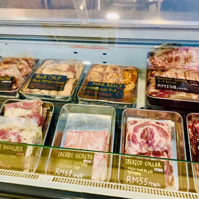 Amazing deli at Kota Kemuning!