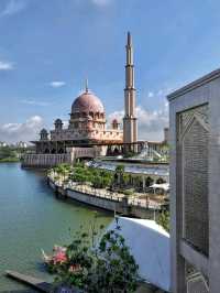 Putra Mosque, the Iconic landmark of Putrajaya