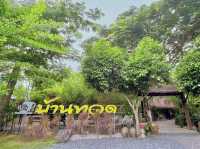 Layback and sips cafe at Ban Thaut cafe