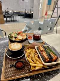  用心製作嘅cafe☕️🍳