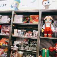 台北｜🎄🫧🤖POP MART ROBOSHOP 泡泡瑪特機器人商店(新光三越南西店三館店F1)