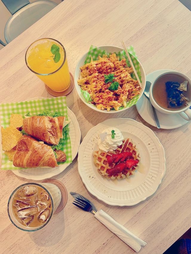 Harmonys Cafe