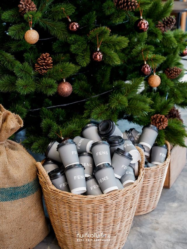 🎅🏻🎄FENS คาเฟ่ที่เหมาะกับการพาครอบครัวมาด้วยกัน