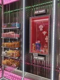 來上海不能錯過的POPMART旗艦店