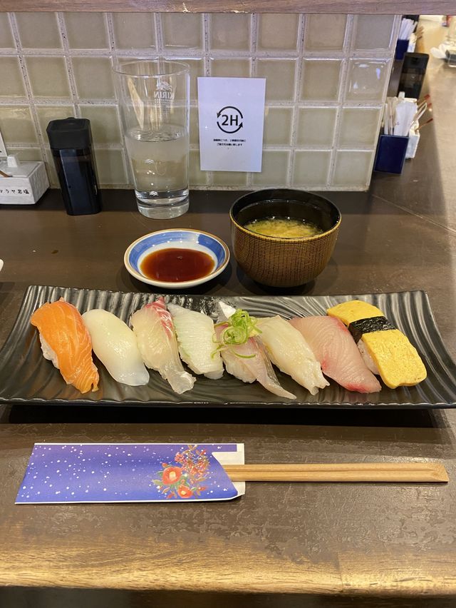 大阪駅近！すしいちの限定ランチセット1,000円（税込）