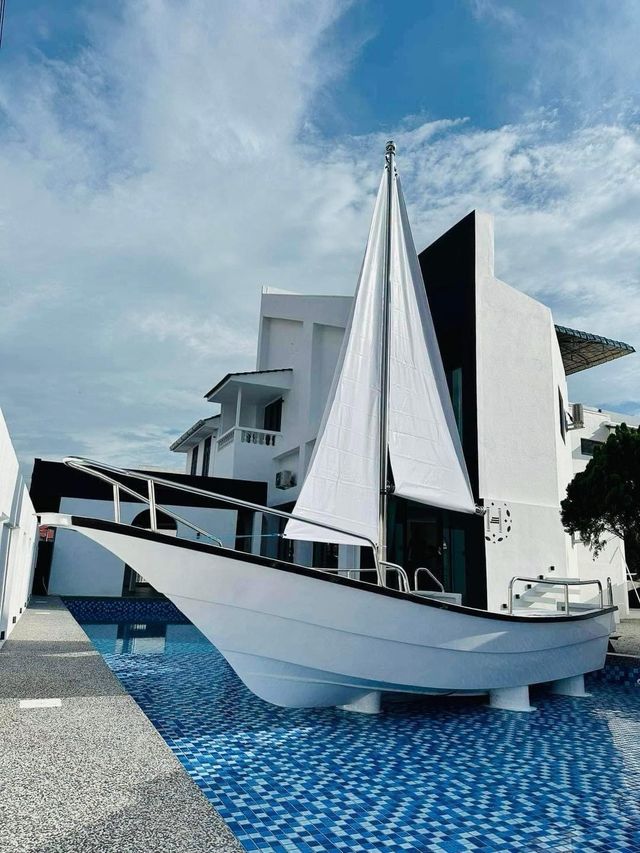 The Luxurious 168 Cruise Villa 