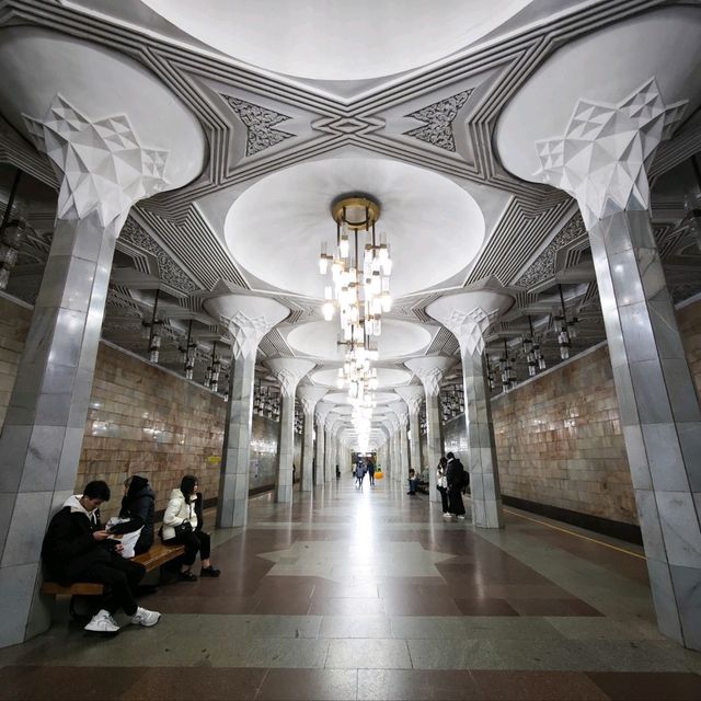 Tashkent Metro - the oldest in central Asia